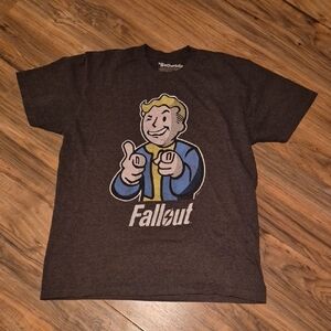 Fallout Graphic T-Shirt - Gray